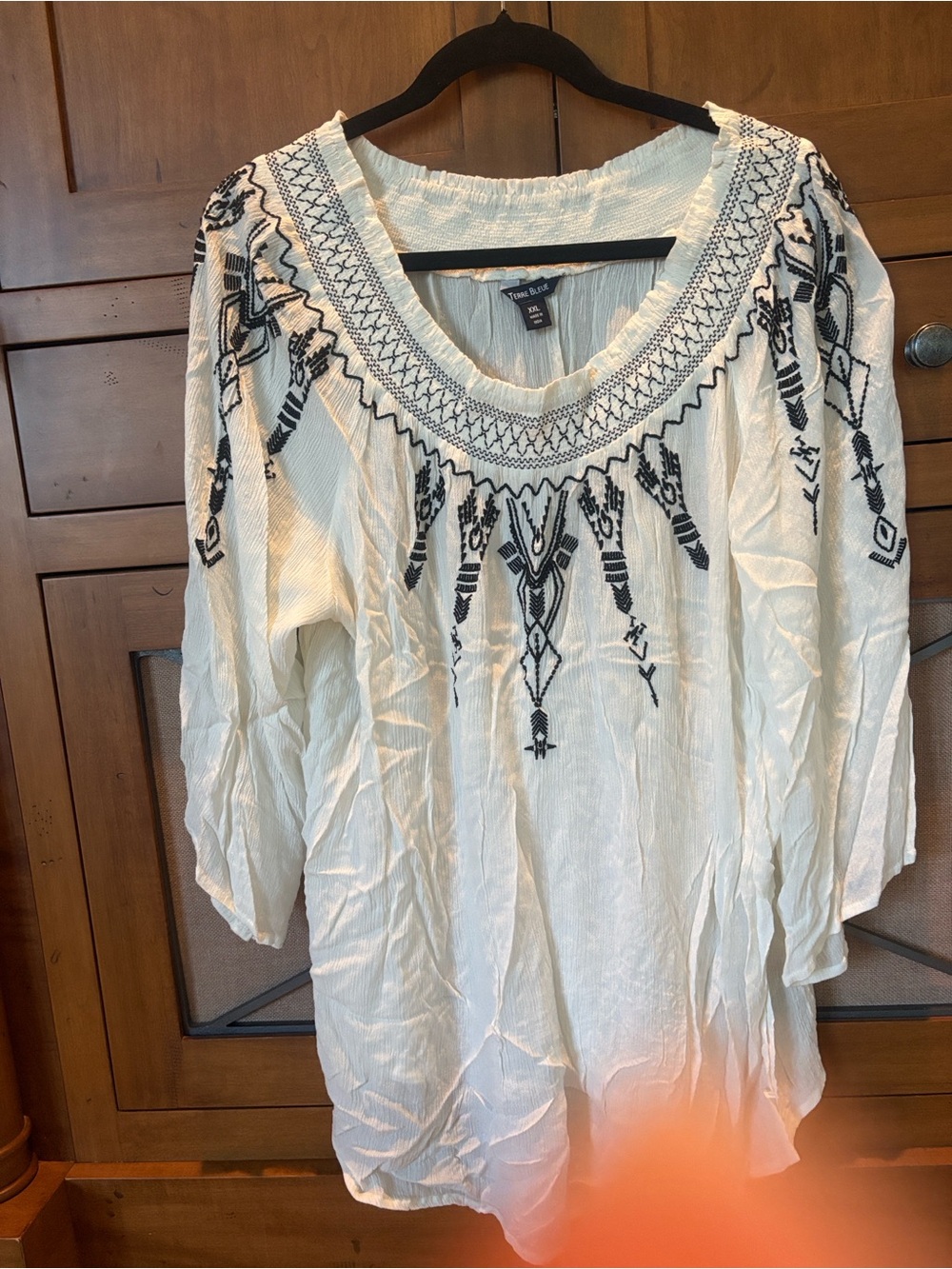 Embroidered White Tunic Top with Black Folk Motif
